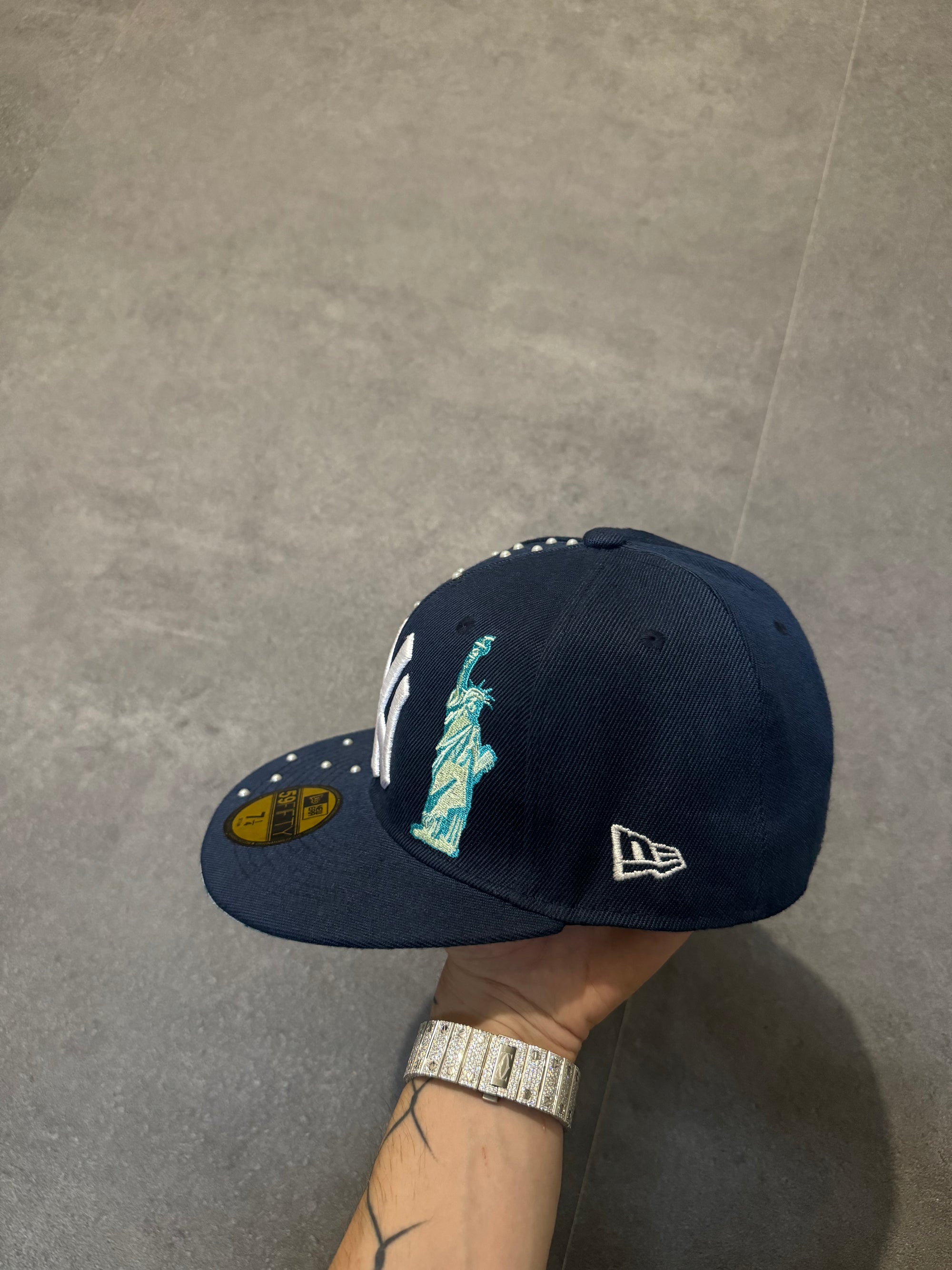 N.Y. Pearls *Dark Bue Hat 7 1/4 Hat